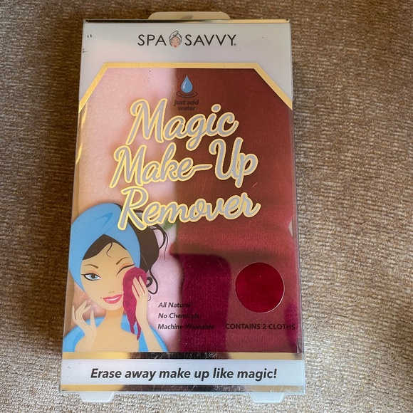 New in Box Spa Savvy Magic Makeup Remover - Picture 1 of 2
